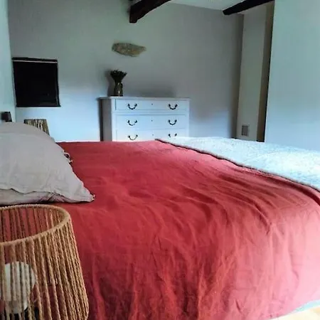 Holiday home Au Gre Du Vent La Goutelle